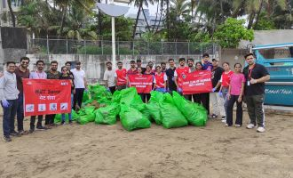 Cleanup at Juhu Beach by MET IOM